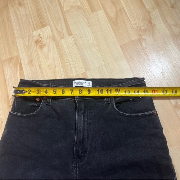 Abercrombie & Fitch Womens The Ankle Straight Ultra High Rise Distressed Jean 8L - Picture 4 of 7